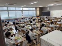 給食