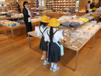 6f689e42-588b-45b8-9097-4a688db84a5a